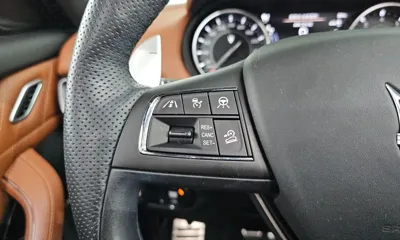 Maserati Levante 2021, 55022 км, за 30076.7 USD - фото 10