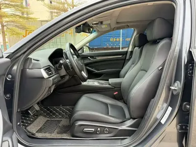 Honda Accord 2022, 62100 км, за 18584.1 USD - фото 11