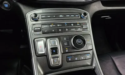 Hyundai Santafe 2022, 72209 км, за 13478.69 USD - фото 9