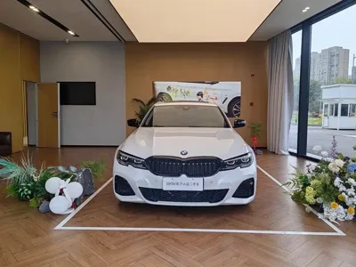 BMW 3 Series 2022, 65800 км, за 23333.62 USD