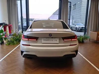 BMW 3 Series 2022, 65800 км, за 23333.62 USD