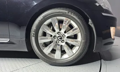 Hyundai Equus 2012, 211390 км, за 2555.18 USD