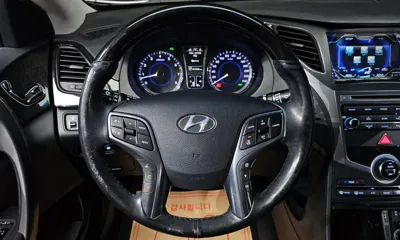 Hyundai Grandeur 2016, 107268 км, за 5883.13 USD - фото 15
