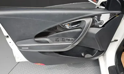 Hyundai Grandeur 2016, 107268 км, за 5883.13 USD - фото 24