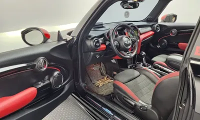 MINI Cooper 2018, 99554 км, за 9246.59 USD - фото 10