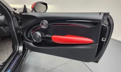 MINI Cooper 2018, 99554 км, за 9246.59 USD - фото 24