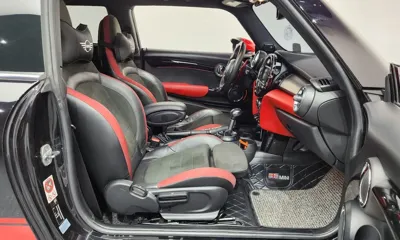 MINI Cooper 2018, 99554 км, за 9246.59 USD - фото 26