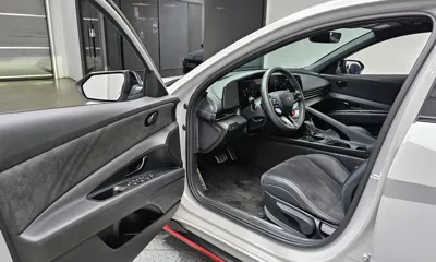 Hyundai Avante 2025, 7468 км, за 20611.79 USD - фото 11