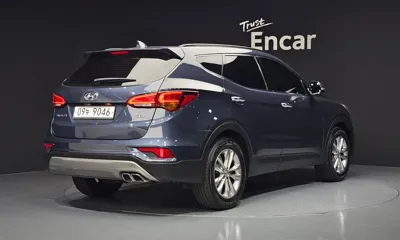 Hyundai Santafe 2018, 63262 км, за 9094.45 USD