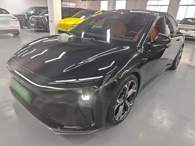 Nio ET5 · 2023 год