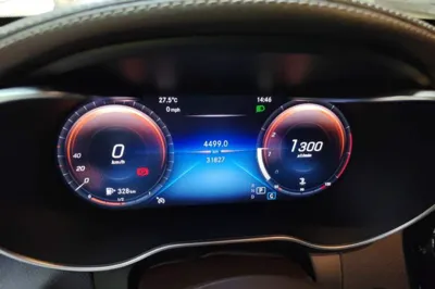 Mercedes-Benz GLC 2022, 31800 км, за 31432 USD - фото 8