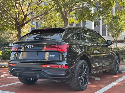 Audi Q5L Sportback 2022, 90000 км, за 27584.59 USD - фото 7