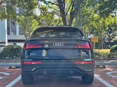 Audi Q5L Sportback 2022, 90000 км, за 27584.59 USD - фото 8