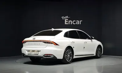 Hyundai Grandeur 2020, 49845 км, за 14637.02 USD