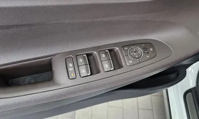 Hyundai Grandeur 2020, 49845 км, за 14637.02 USD - фото 27