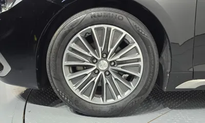Hyundai Grandeur 2018, 122229 км, за 10509.72 USD