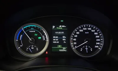 Hyundai Grandeur 2018, 122229 км, за 10509.72 USD - фото 8