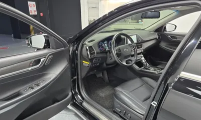 Hyundai Grandeur 2018, 122229 км, за 10509.72 USD - фото 11