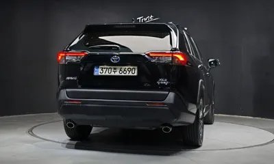 Toyota RAV4 2023, 31351 км, за 24380.57 USD