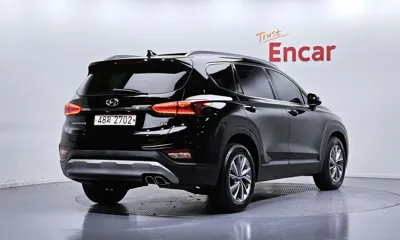 Hyundai Santafe 2019, 111139 км, за 9780.75 USD