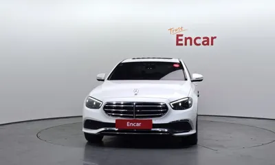 Mercedes-Benz E-Class 2022, 27086 км, за 27452.54 USD