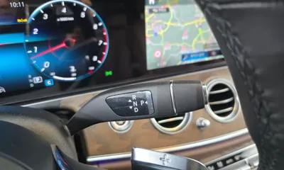 Mercedes-Benz E-Class 2022, 27086 км, за 27452.54 USD - фото 9