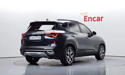 Kia Seltos 2023, 20708 км, за 14065.24 USD