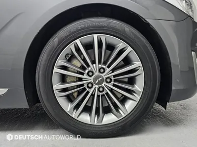 Genesis EQ900 2018, 163150 км, за 9780.75 USD