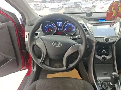 Hyundai Elantra Langdong 2015, 163600 км, за 2613.72 USD - фото 11