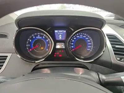 Hyundai Elantra Langdong 2015, 163600 км, за 2613.72 USD - фото 12