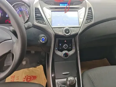 Hyundai Elantra Langdong 2015, 163600 км, за 2613.72 USD - фото 13