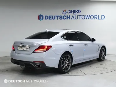 Genesis G70 2020, 111353 км, за 14006.52 USD