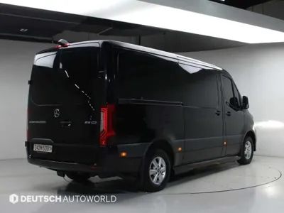 Mercedes-Benz Sprinter 2020, 25267 км, за 43554.56 USD - фото 2