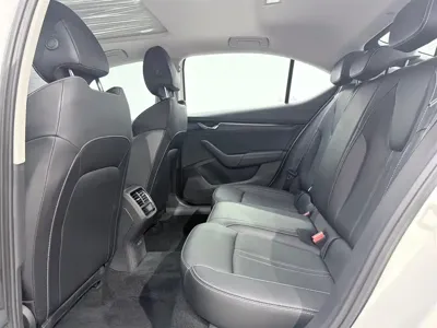 Skoda Octavia 2023, 13000 км, за 23250.65 USD - фото 9