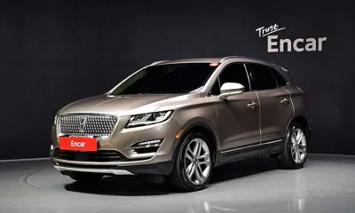 Lincoln MKC · 2019 год