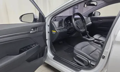 Hyundai Avante 2018, 96353 км, за 5629.98 USD - фото 10