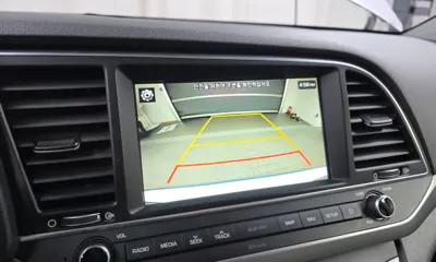 Hyundai Avante 2018, 96353 км, за 5629.98 USD - фото 17