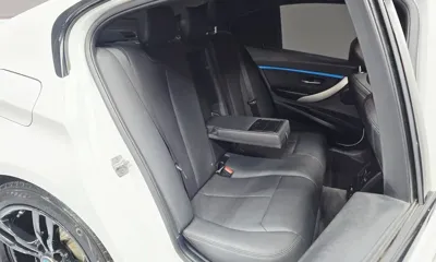 BMW 3-Series 2017, 106763 км, за 11661.24 USD - фото 12