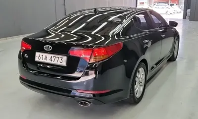 Kia K5 2011, 106000 км, за 2459.07 USD
