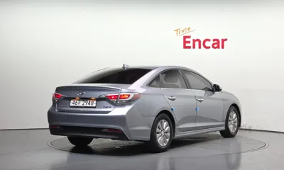 Hyundai Sonata 2016, 120628 км, за 5990.75 USD