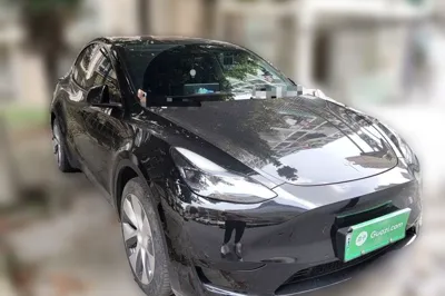 Tesla Model Y 2022, 53200 км, за 27721 USD