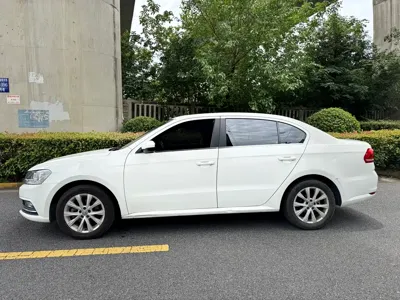 Volkswagen Lavida 2019, 70000 км, за 5495.88 USD