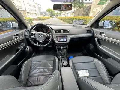 Volkswagen Lavida 2019, 70000 км, за 5495.88 USD - фото 10