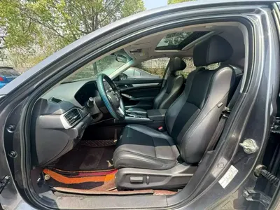 Honda Accord 2020, 59000 км, за 14537.68 USD