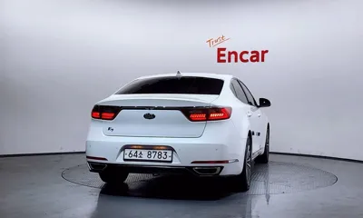 Kia K7 2017, 57927 км, за 9382.23 USD
