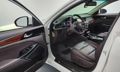Kia K7 2017, 57927 км, за 9321.26 USD - фото 10