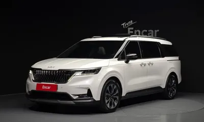 Kia Canival · 2023 год