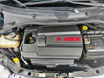 Fiat 500 2015, 50780 км, за 6537.55 USD - фото 9