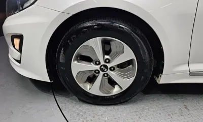 Kia K5 2014, 170965 км, за 3105.38 USD