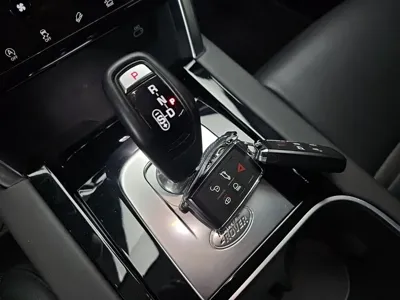 Land Rover Discovery Sport 2021, 125276 км, за 16225.15 USD - фото 7